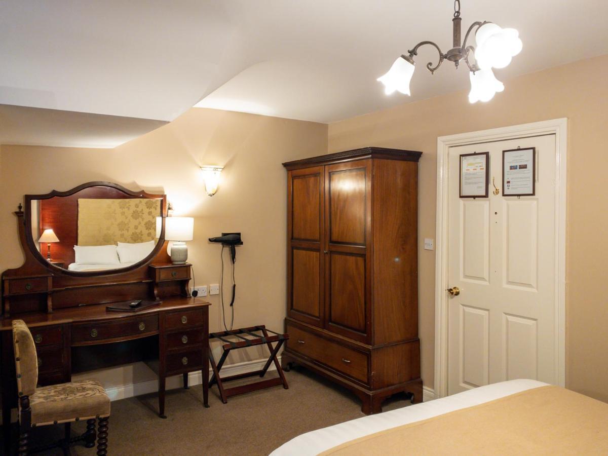 Family Room,1164262896:JPEG