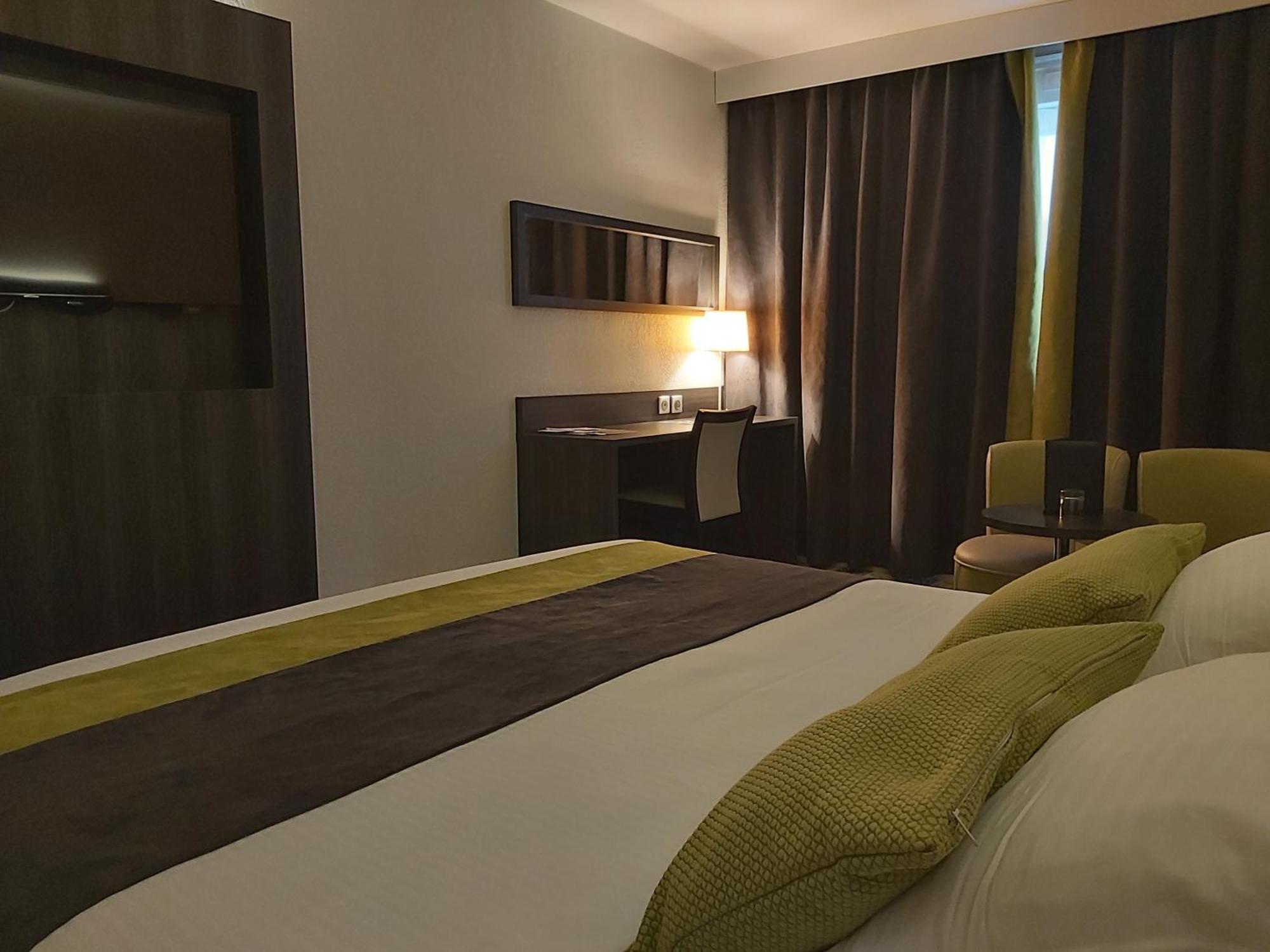 Standard King Room