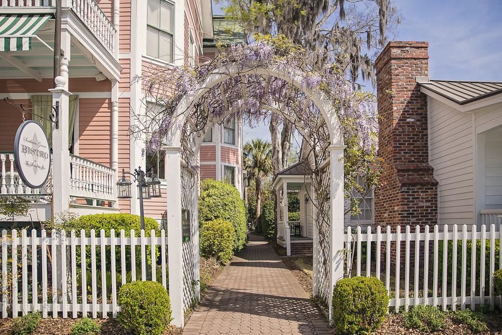One-Bedroom Cottage,403643778:JPEG