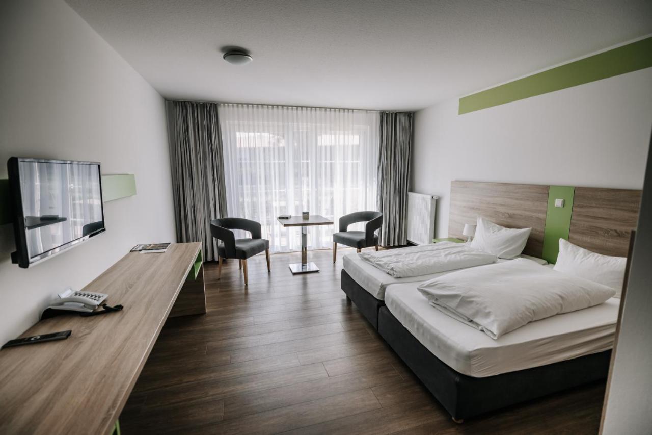 Comfort Doppel-/Zweibettzimmer mit Dusche