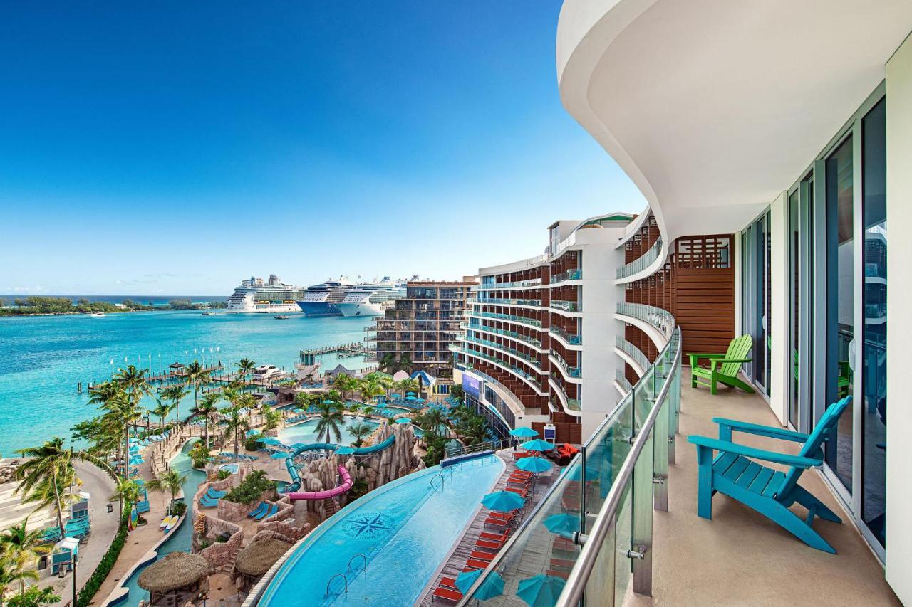 Quarto Duplo Deluxe com Varanda e Vista do Mar
