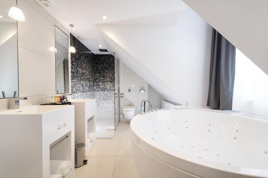 Magical Suite Spa Access