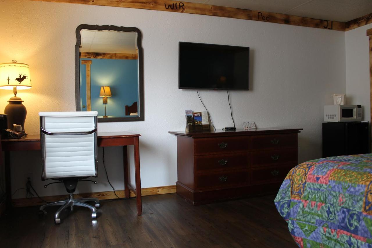 Standard King Room