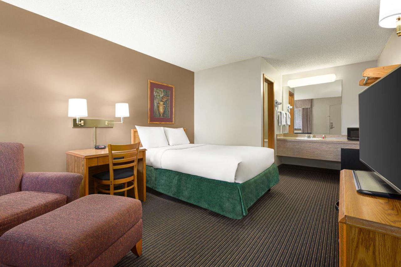 Double Room - Non-Smoking