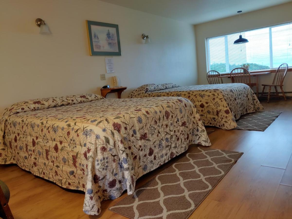 Superior Queen Room Two Queen Beds