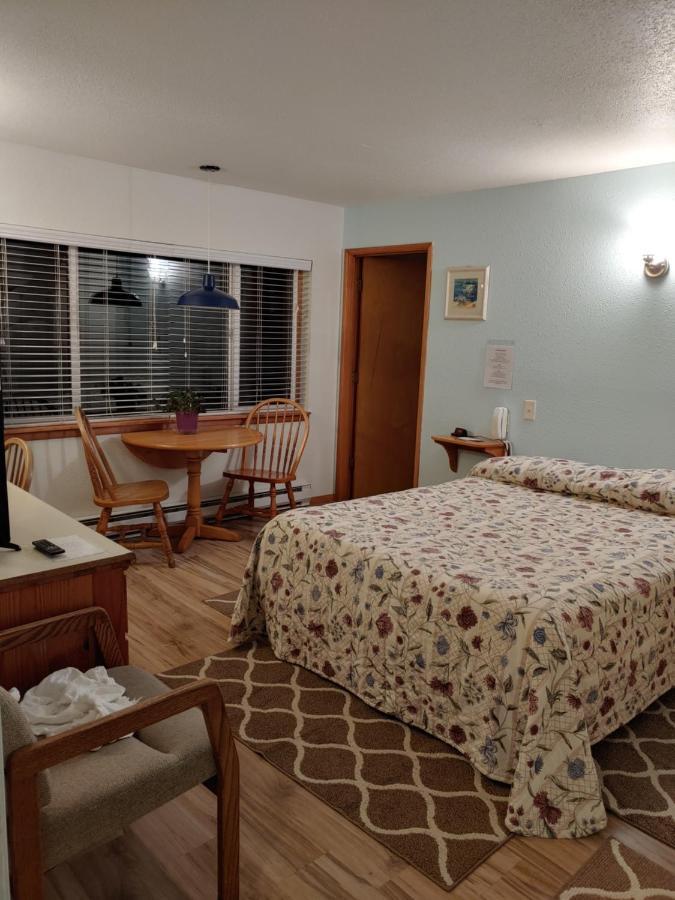 Queen Room Sea View