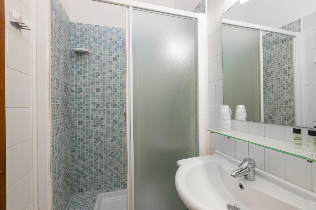 Standard Double Room,1177613629:JPEG