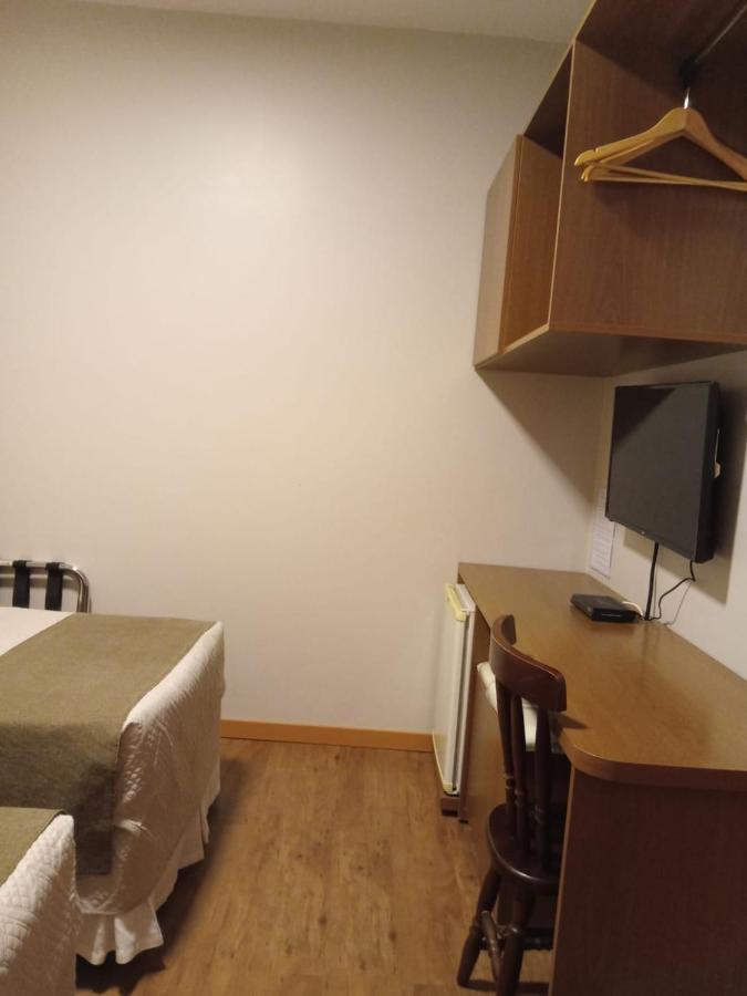 Quarto Superior com Cama de Casal ou 2 de Solteiro