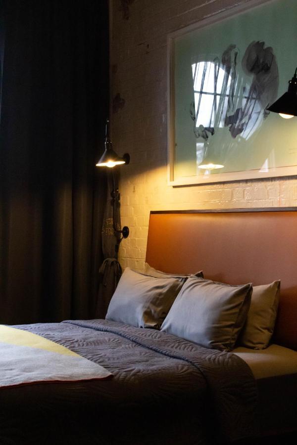 Superior King Suite