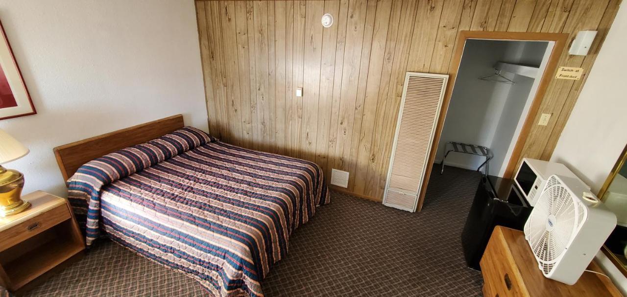 Queen Room,1182227704:JPEG