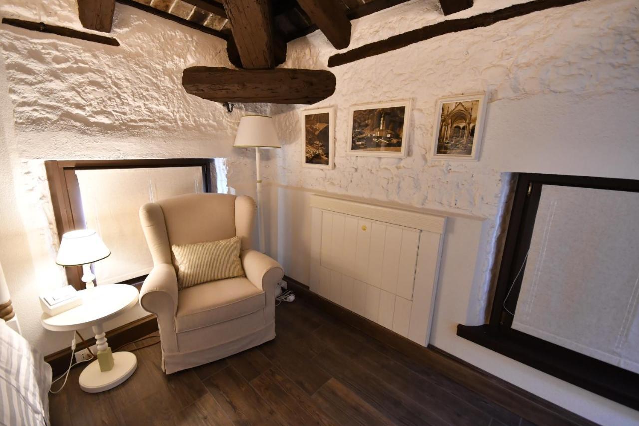 Double Room,1182362188:JPEG