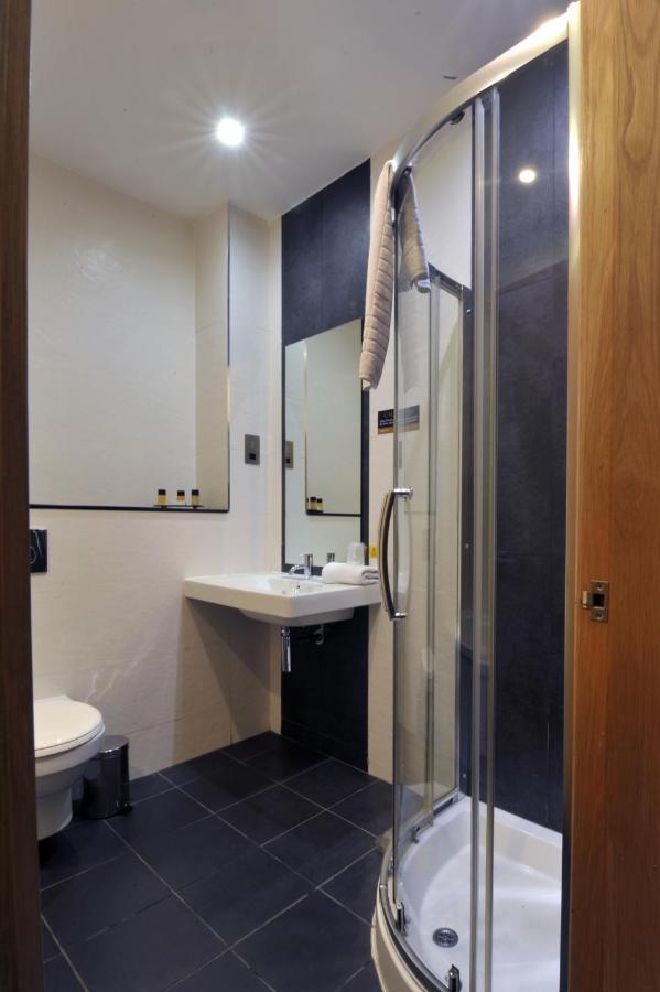 Deluxe Guest Room