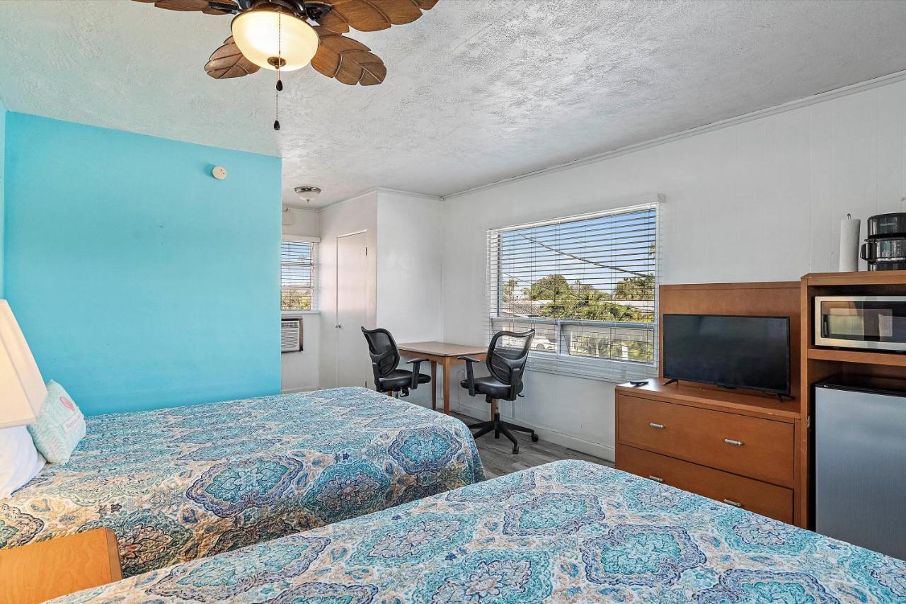 Standard Room Two Double Beds