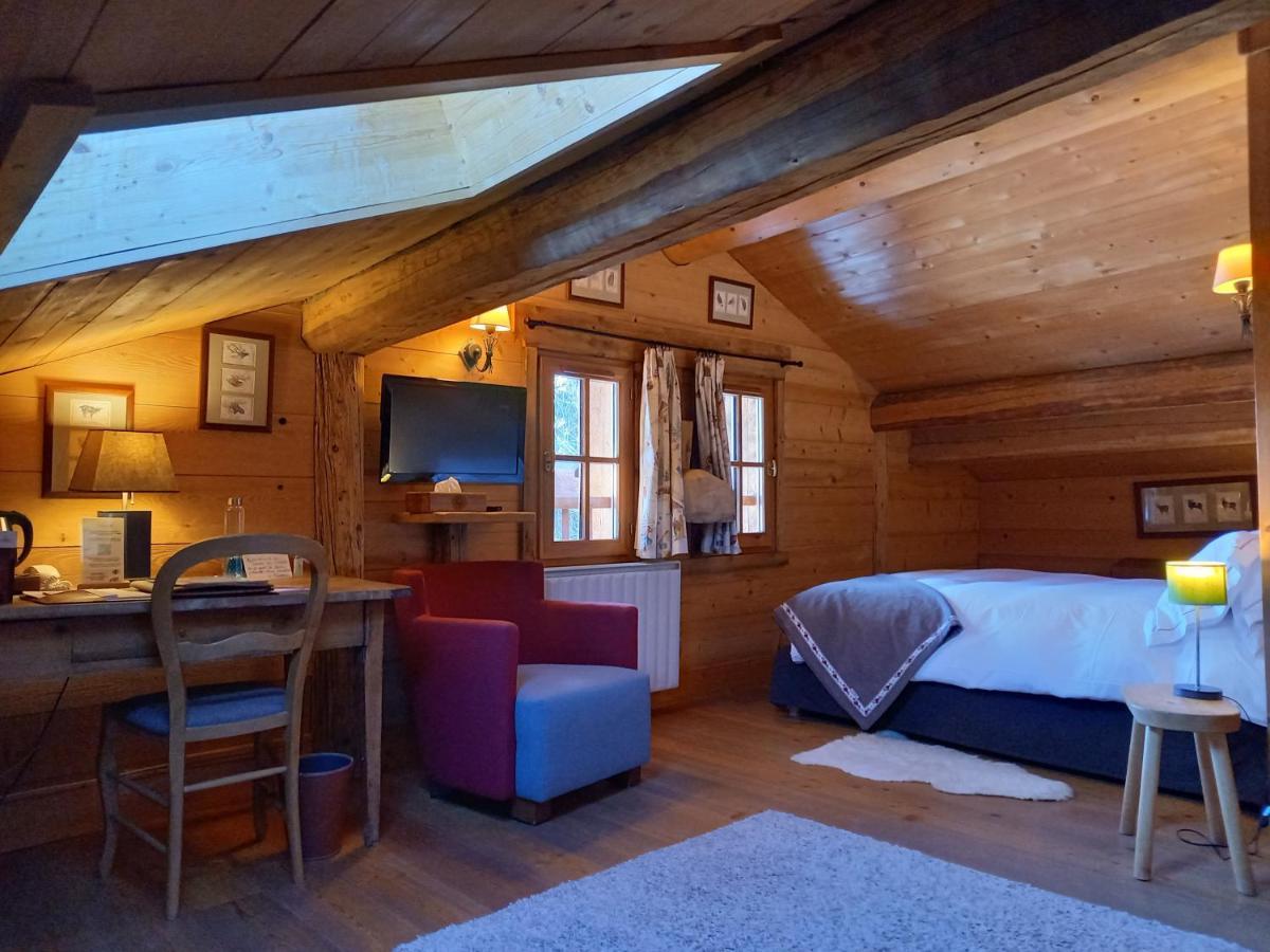 Classic Quadruple Room