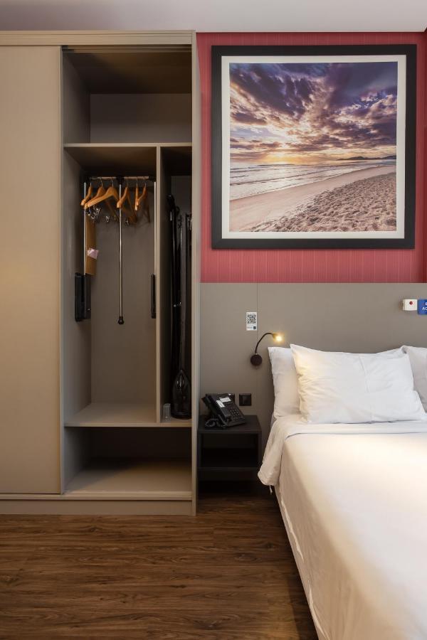 Queen Room Disability Access