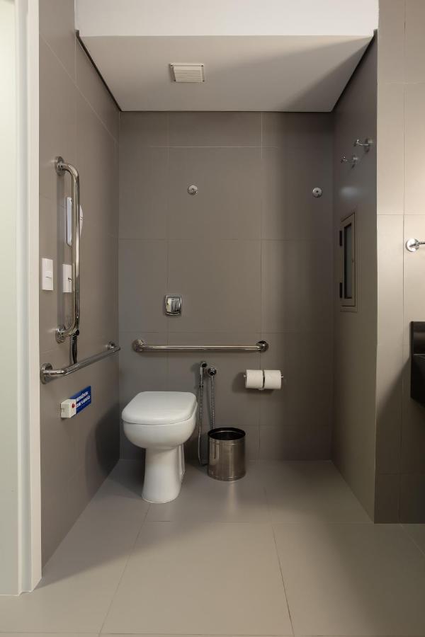 Queen Room Disability Access