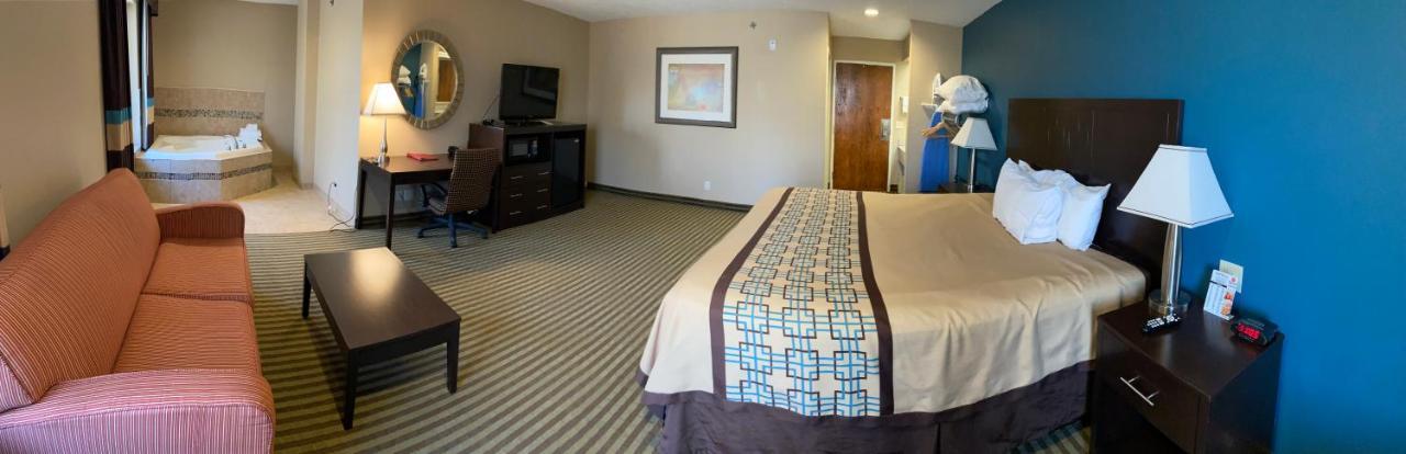 King Suite Spa Bath