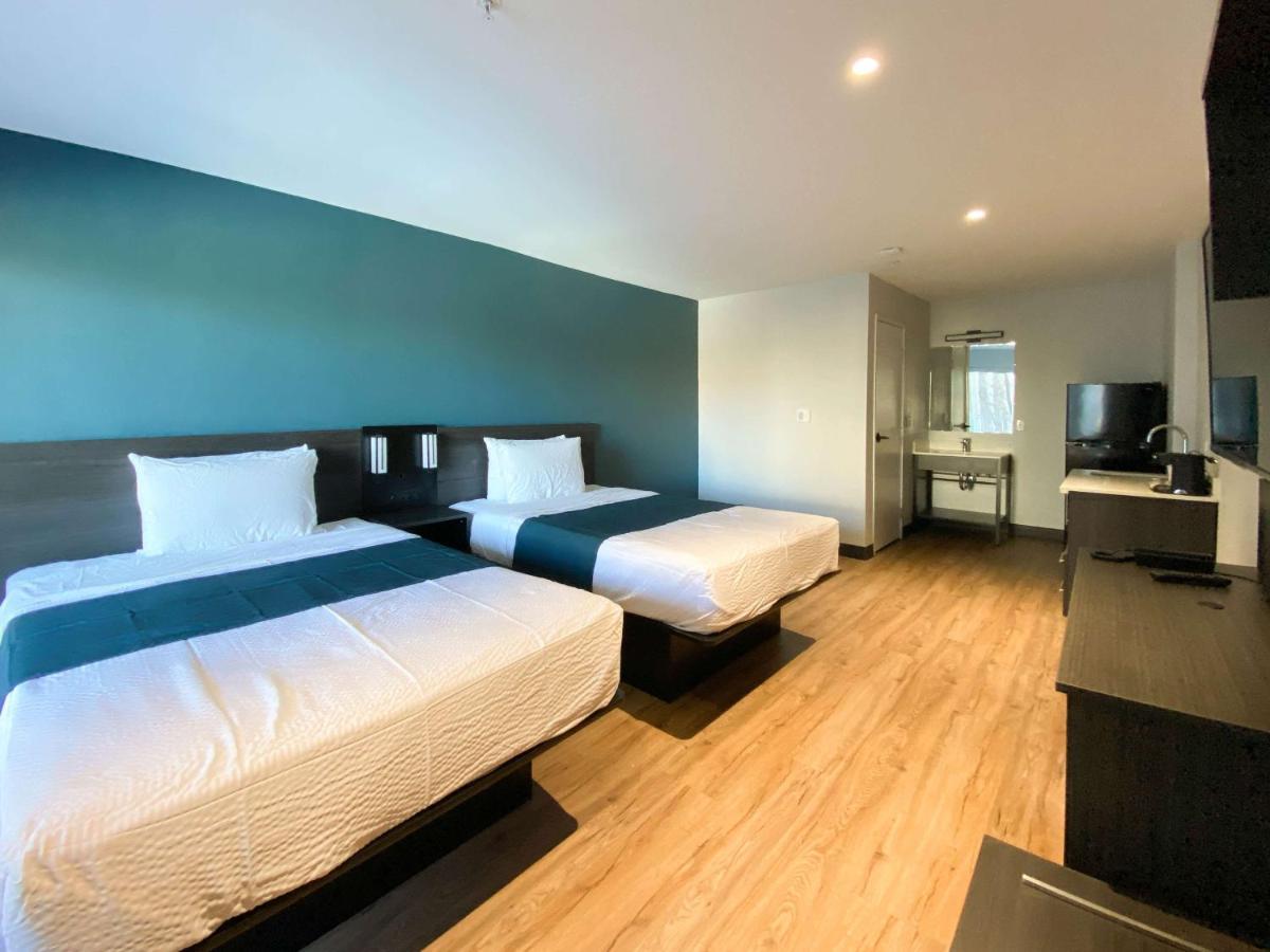 Quadruple Room Non-Smoking