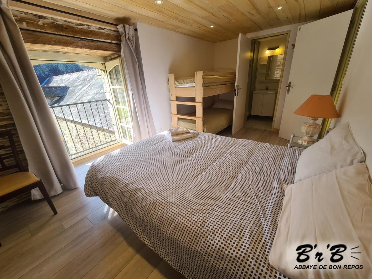 Chambre Familiale avec Salle de Bains Privative