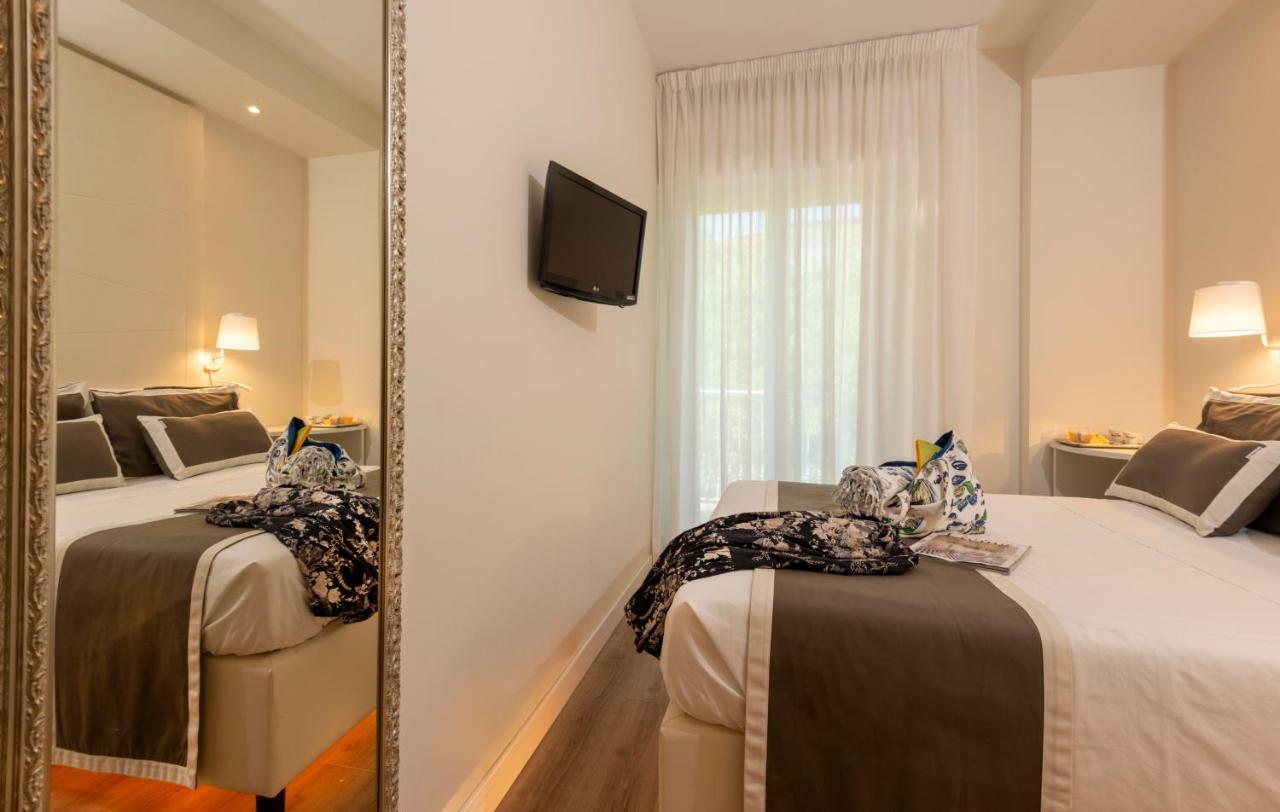 Large Single Room