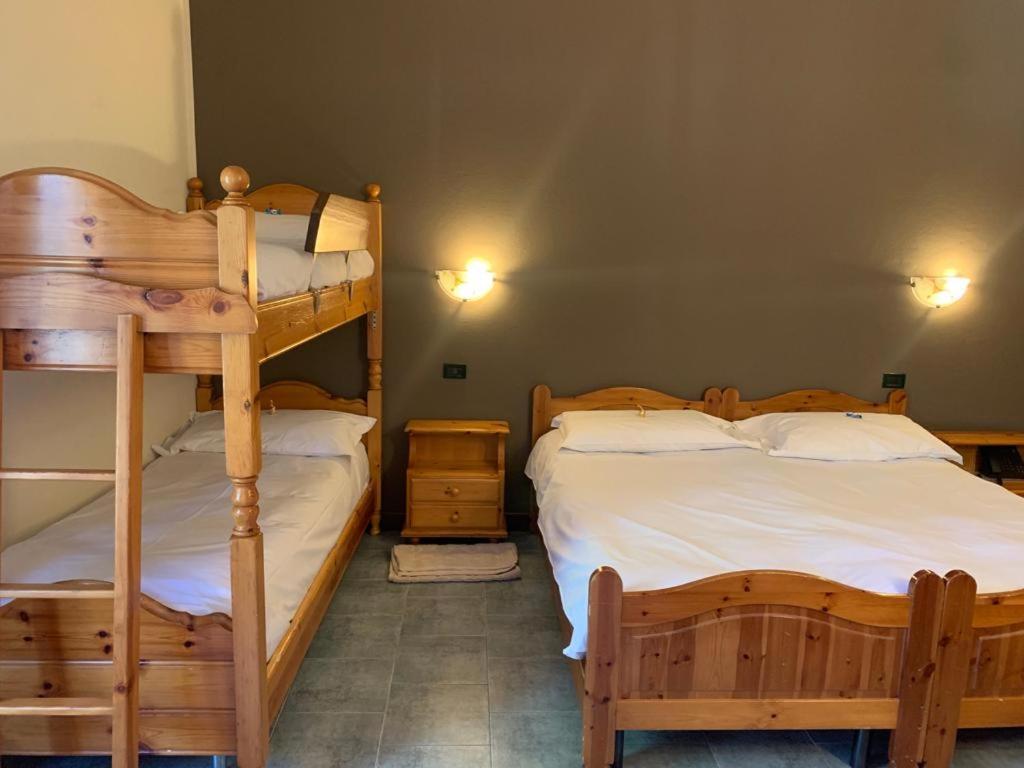 Classic Quadruple Room