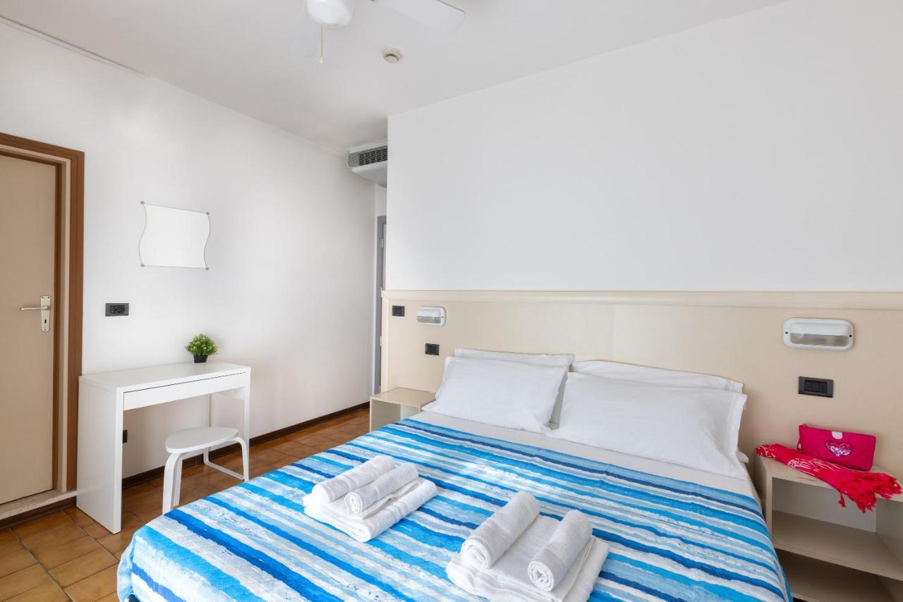 Double or Twin Room Balcony
