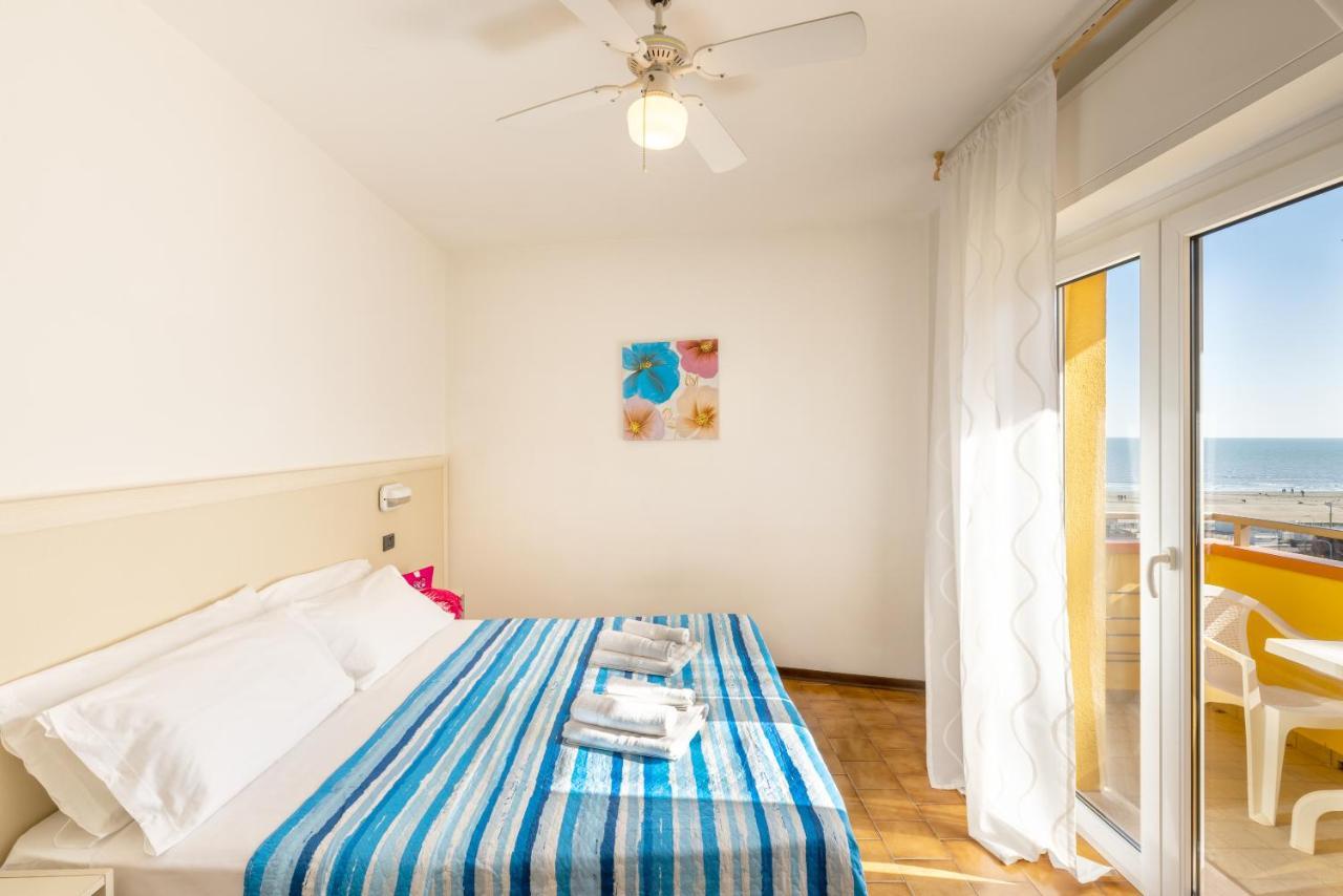 Double or Twin Room Balcony