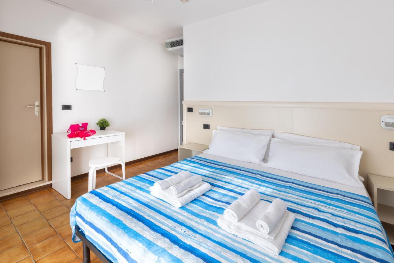 Double or Twin Room Balcony