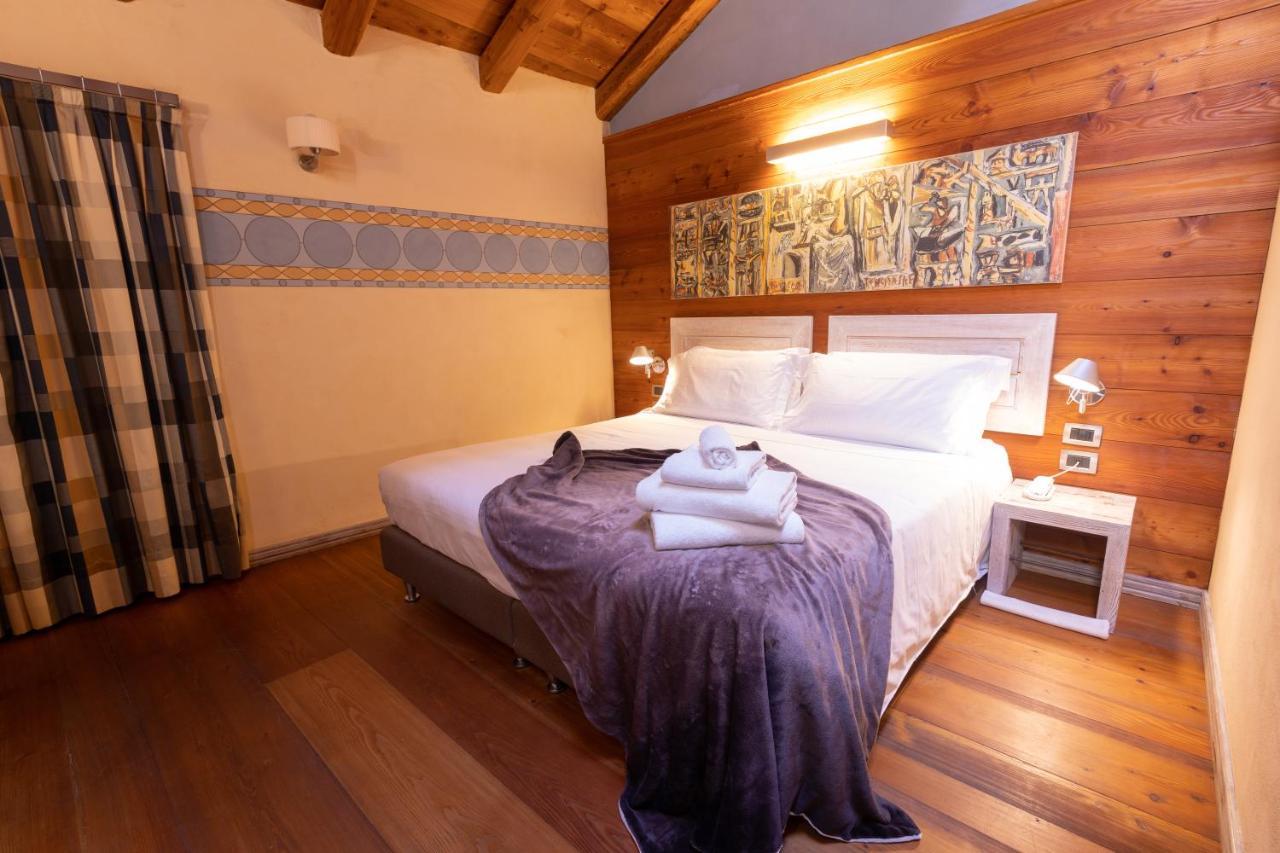 King Room,1580165783:JPEG