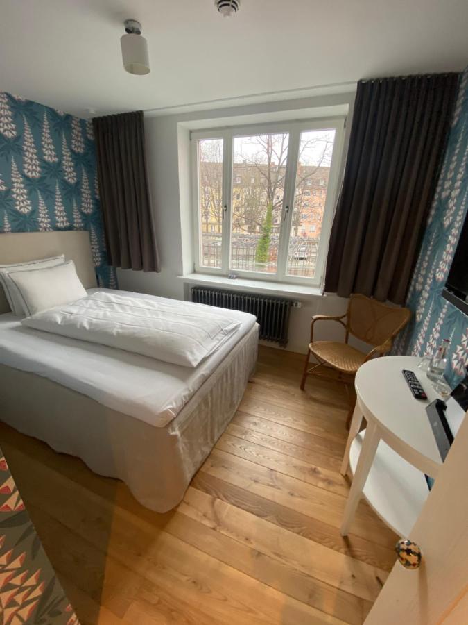 Superior Single Room