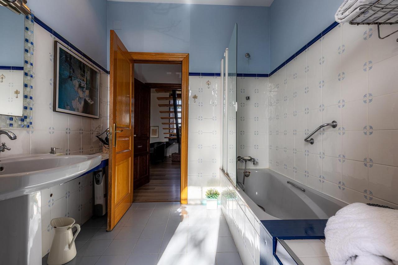 Double or Twin Room Garden View