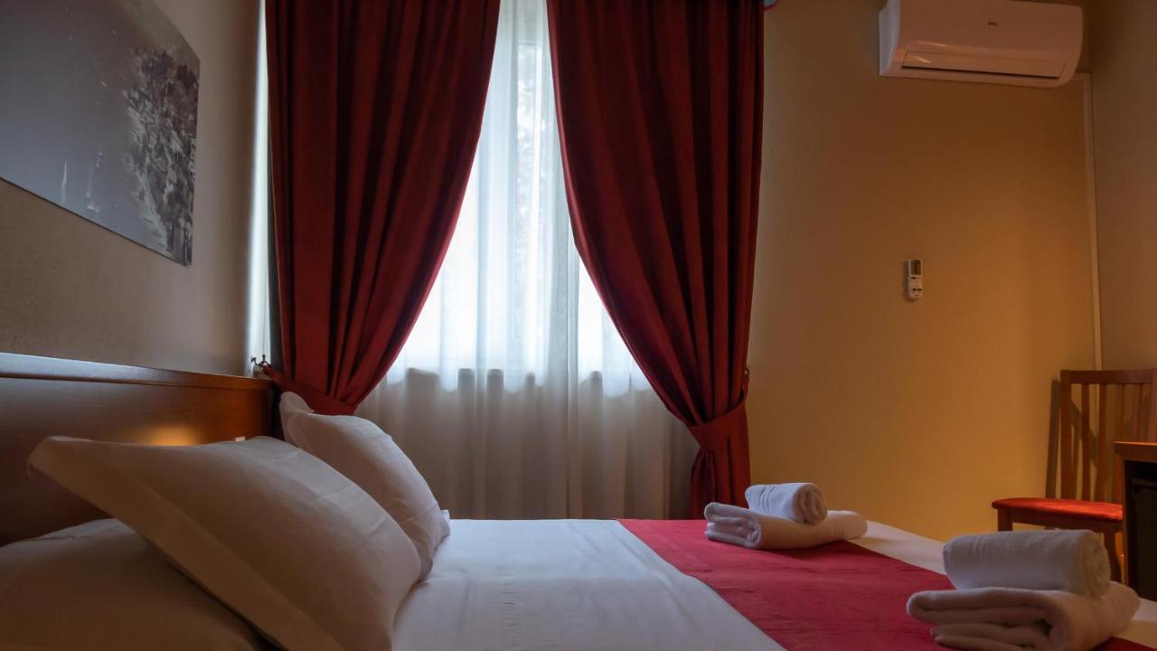 Small Double Room