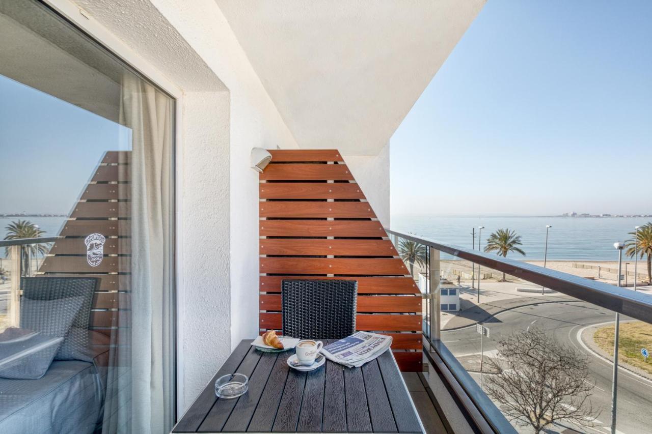 Double or Twin Room Partial Sea View