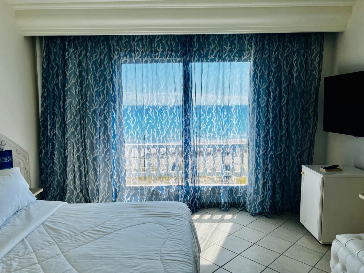 Deluxe Suite Sea View