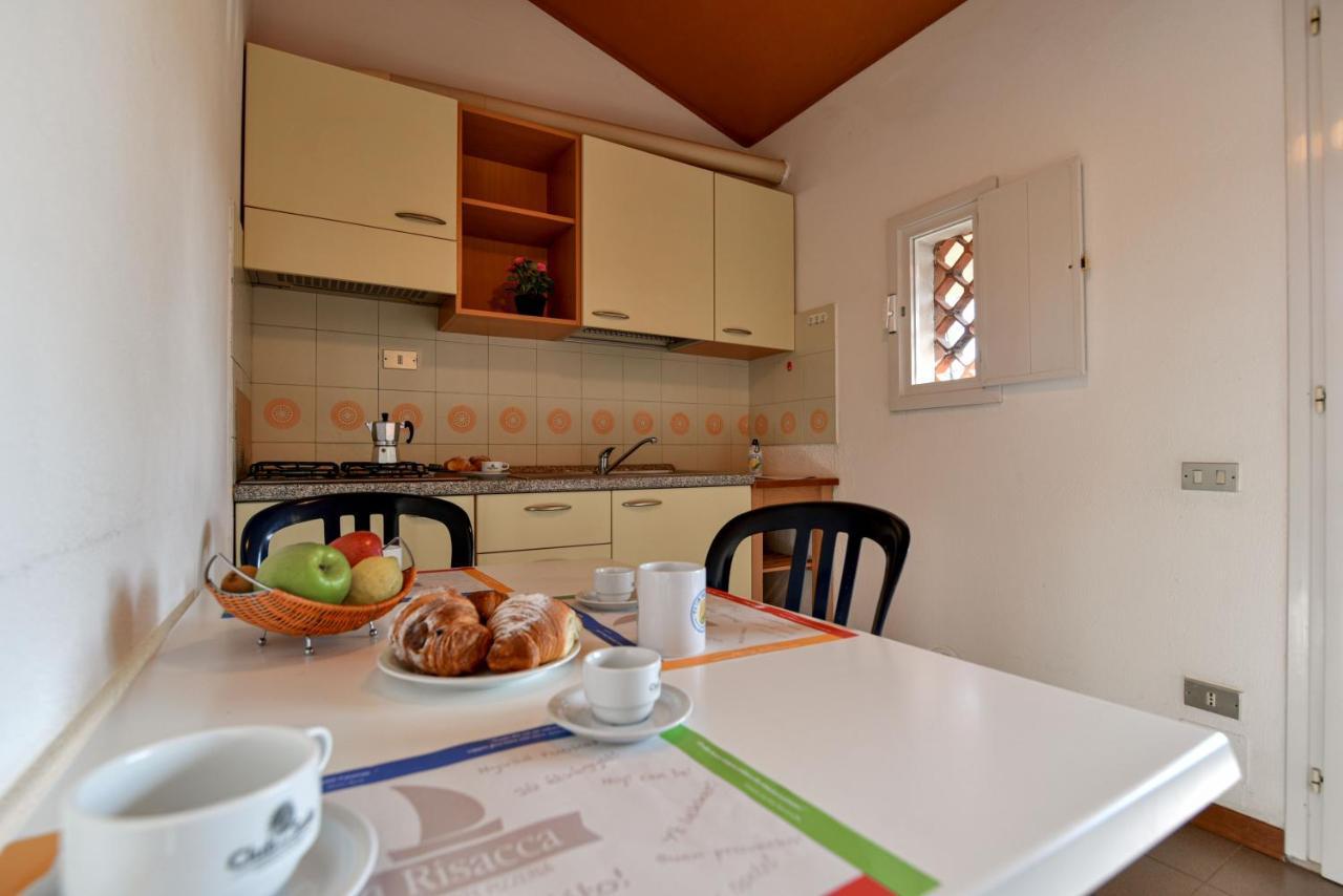 Three-Bedroom Apartment Standard - Pet not allowed