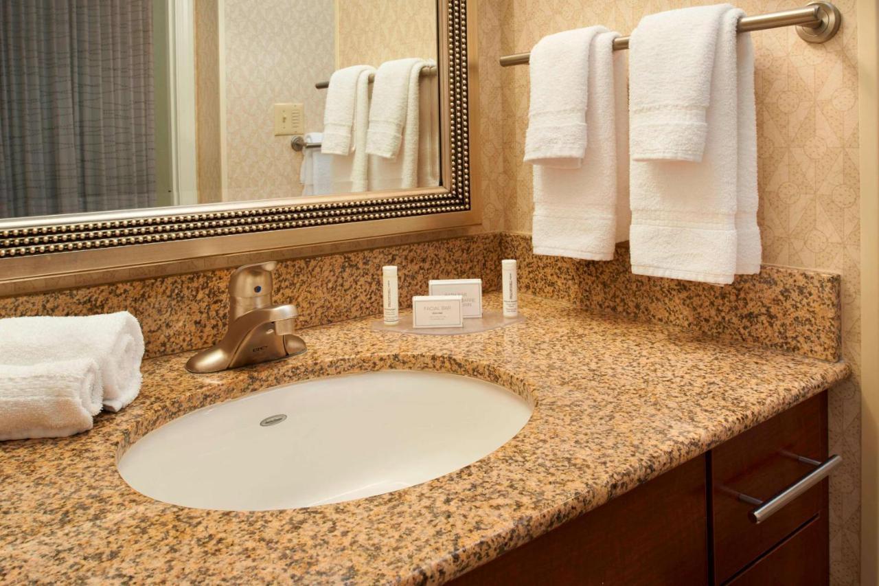 Hearing Accessible One Bedroom Suite Queen