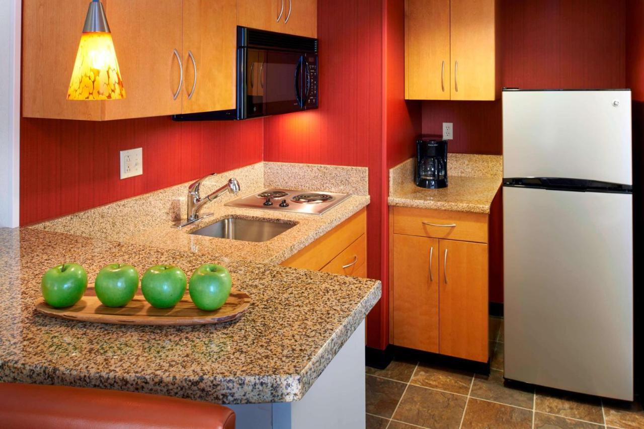 Hearing Accessible One Bedroom Suite Queen