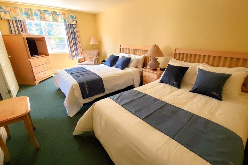 Queen Suite with Sea View