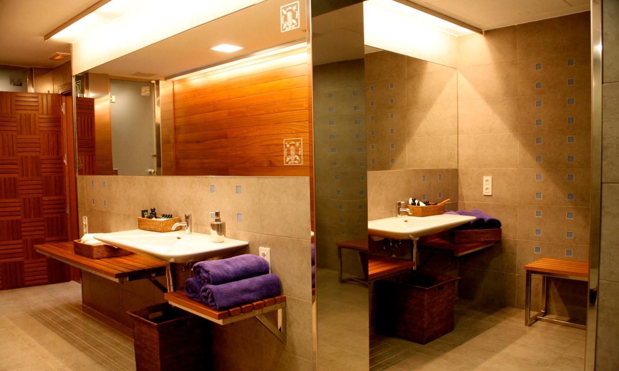Familienzimmer (2 Erwachsene + 2 Kinder) mit Zugang zum Spa