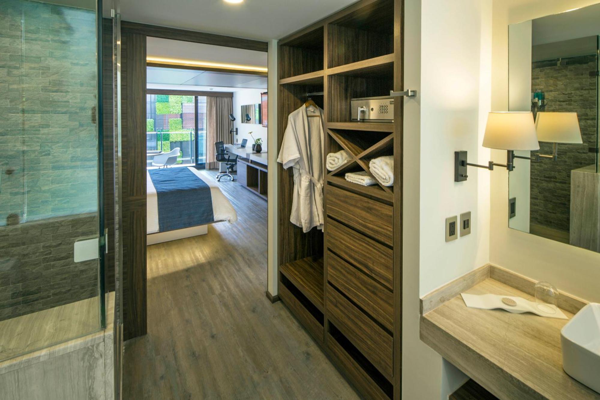 Executive Suite