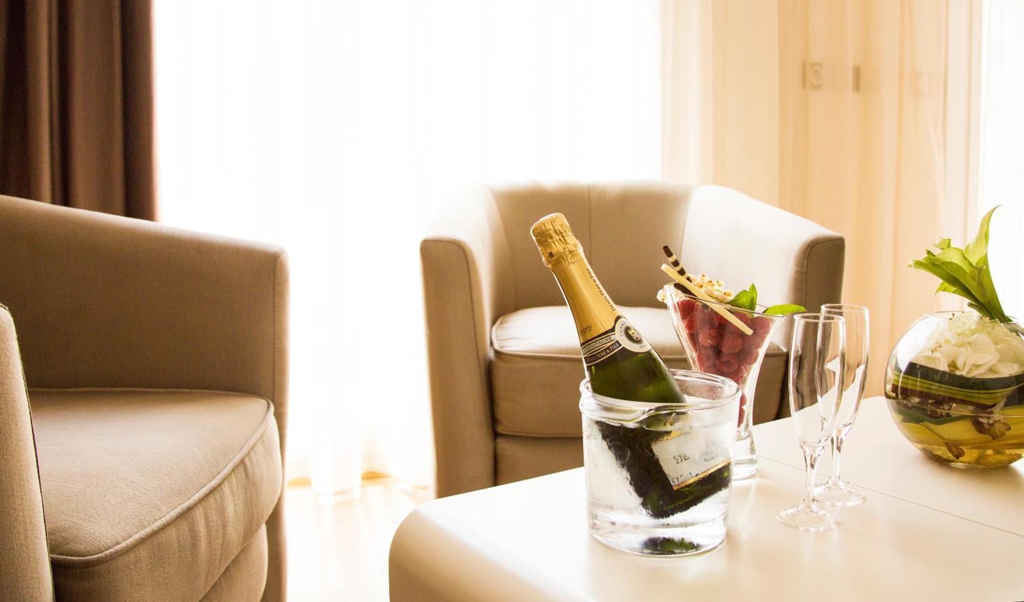 Junior Suite Spa Access