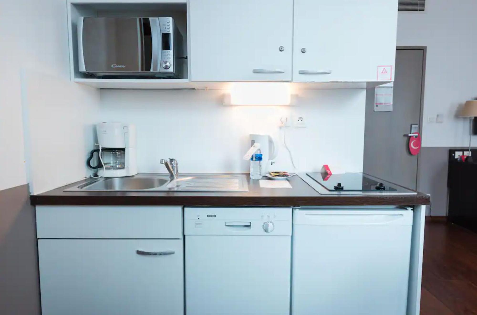 One-Bedroom Apartment,1208462902:JPEG