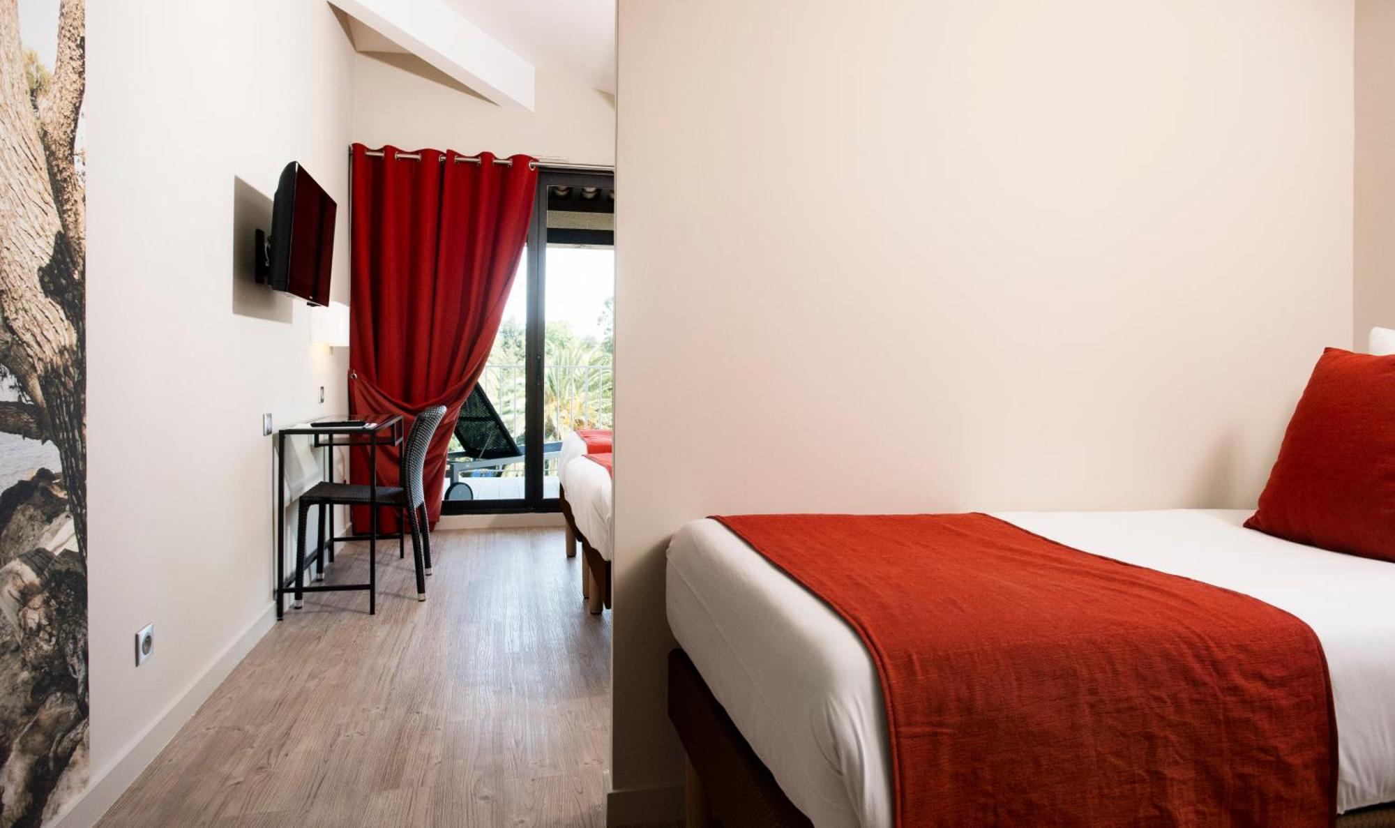 Superior Triple Room