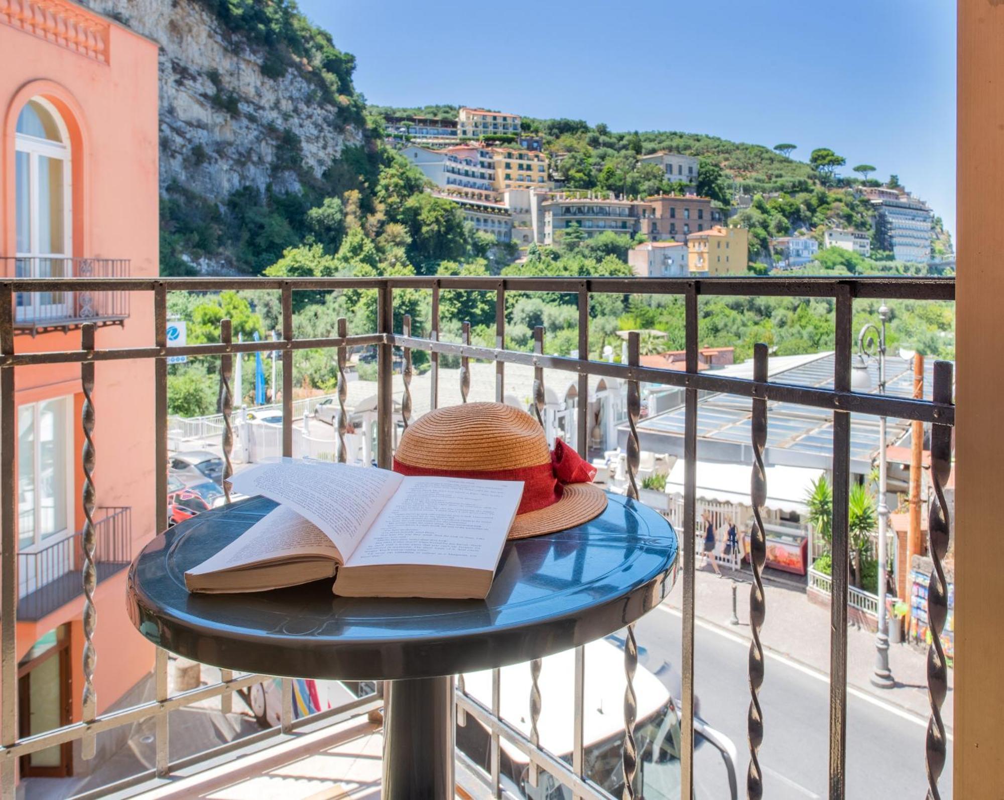 Double or Twin Room Balcony