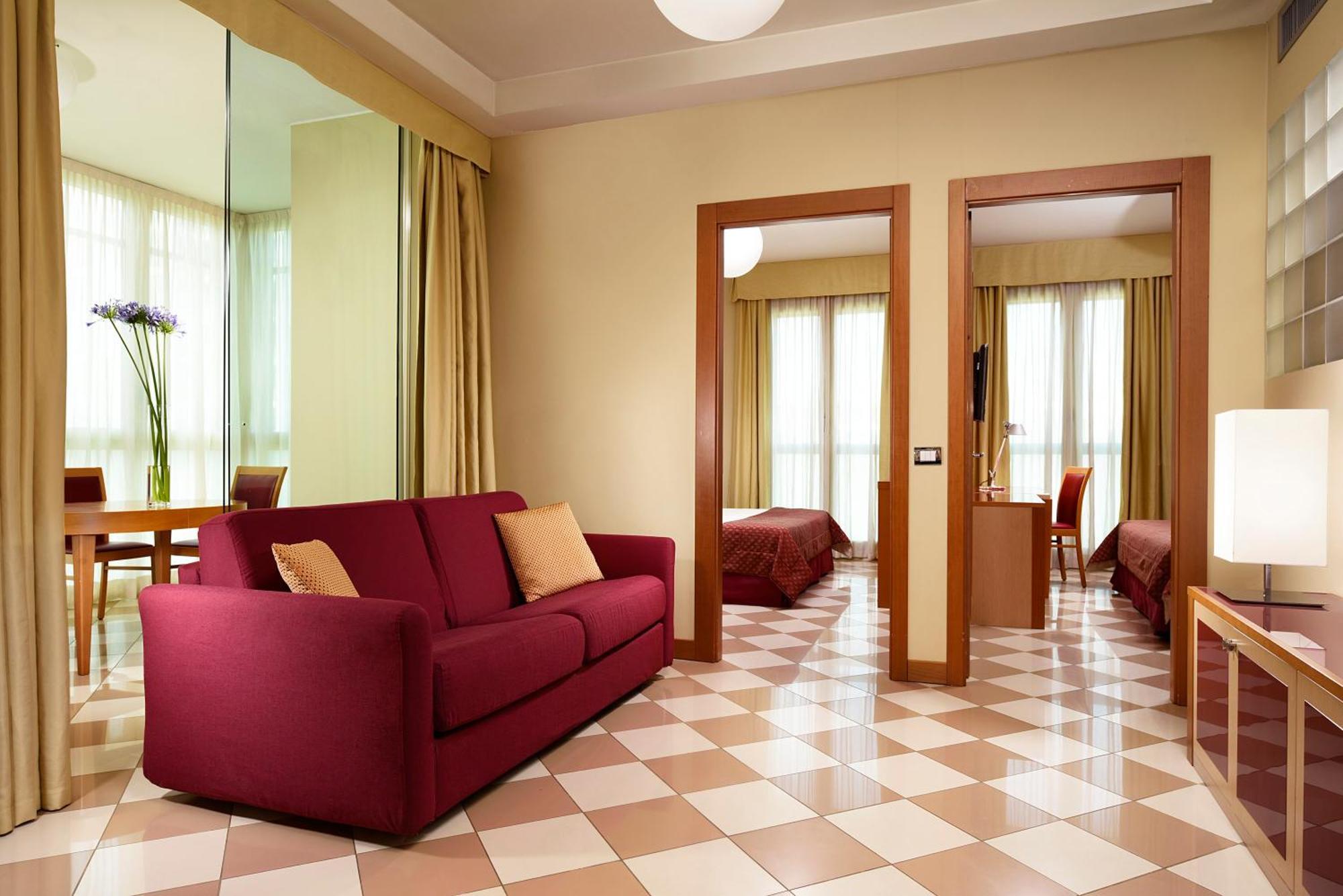 Superior One-Bedroom Apartment