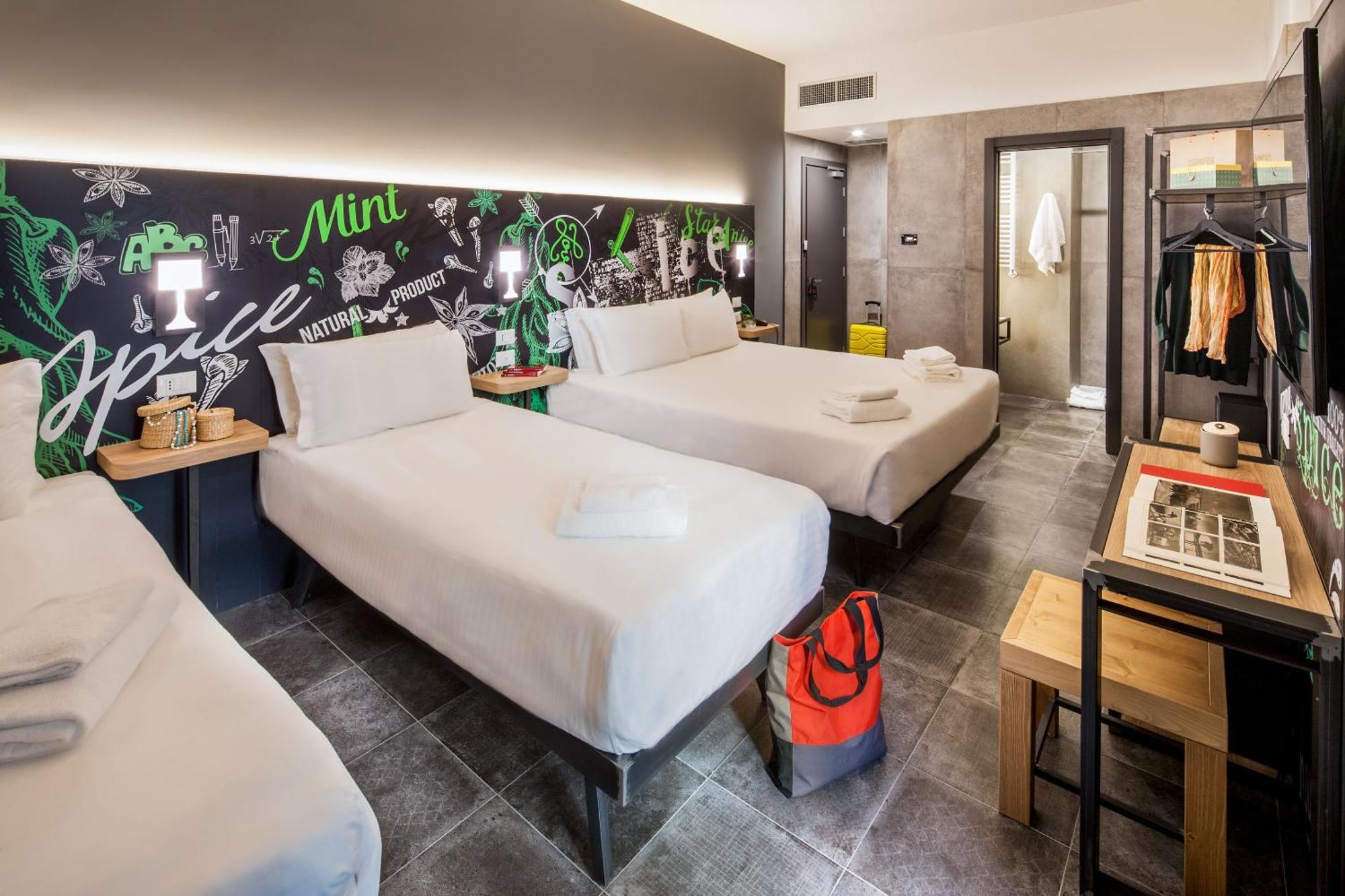Quadruple Room,1709852816:JPEG
