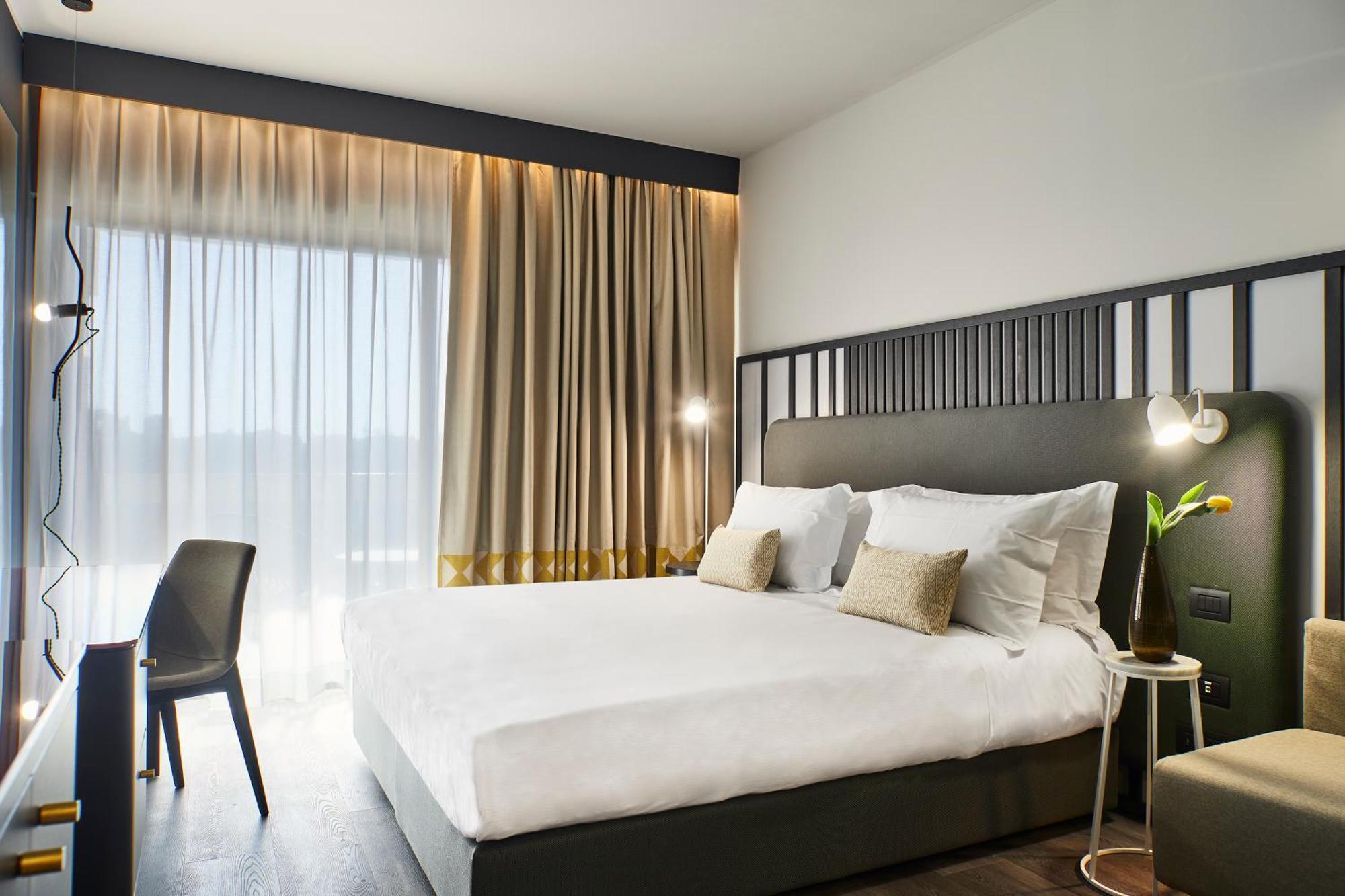 Superior Double or Twin Room Terrace