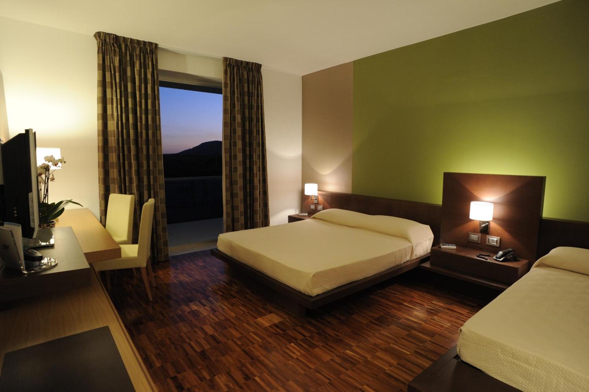 Superior Double Room,1433421058:JPEG