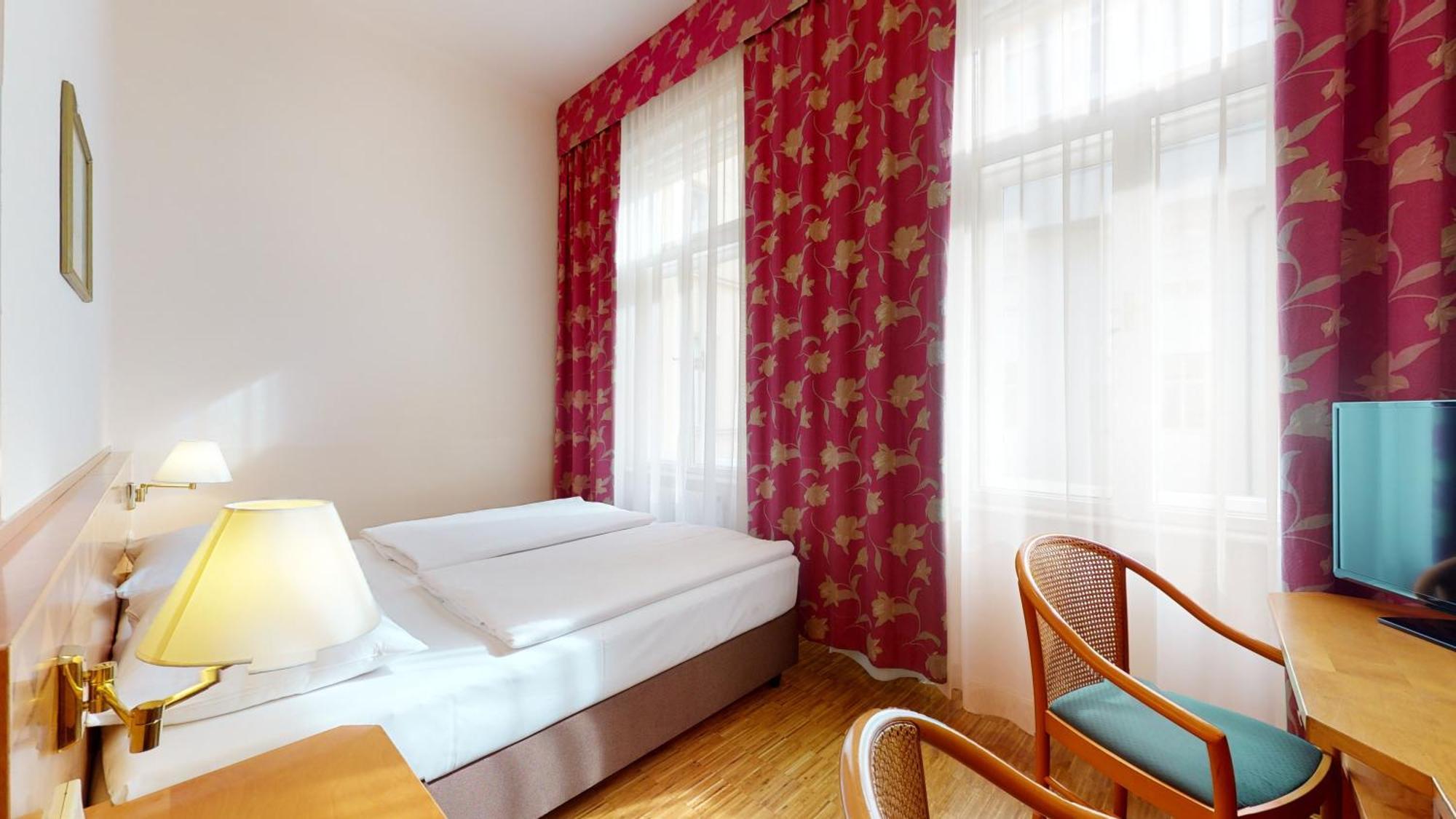 Small Double Room