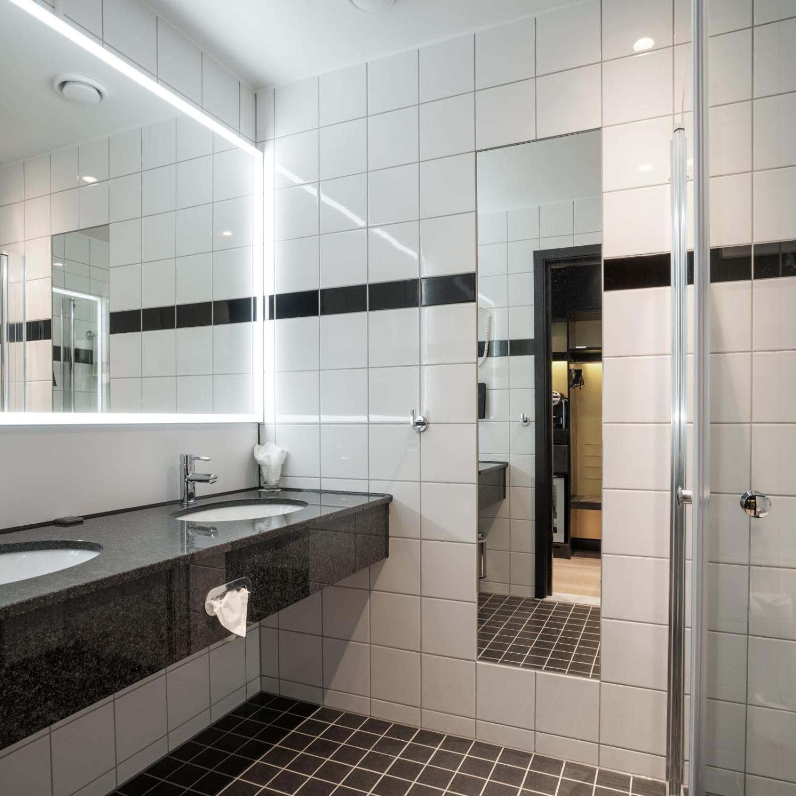 Standard Triple Room,1623648473:JPEG